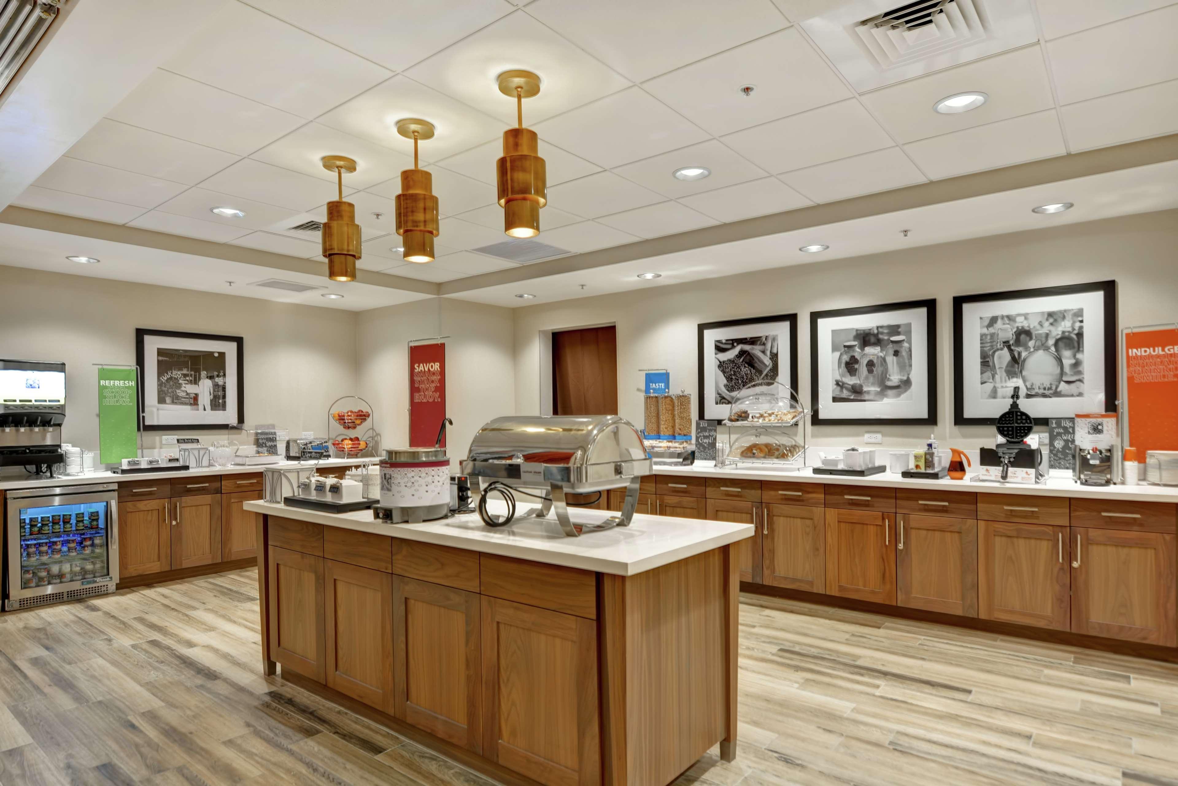 Hampton Inn & Suites Tucson Марана Экстерьер фото