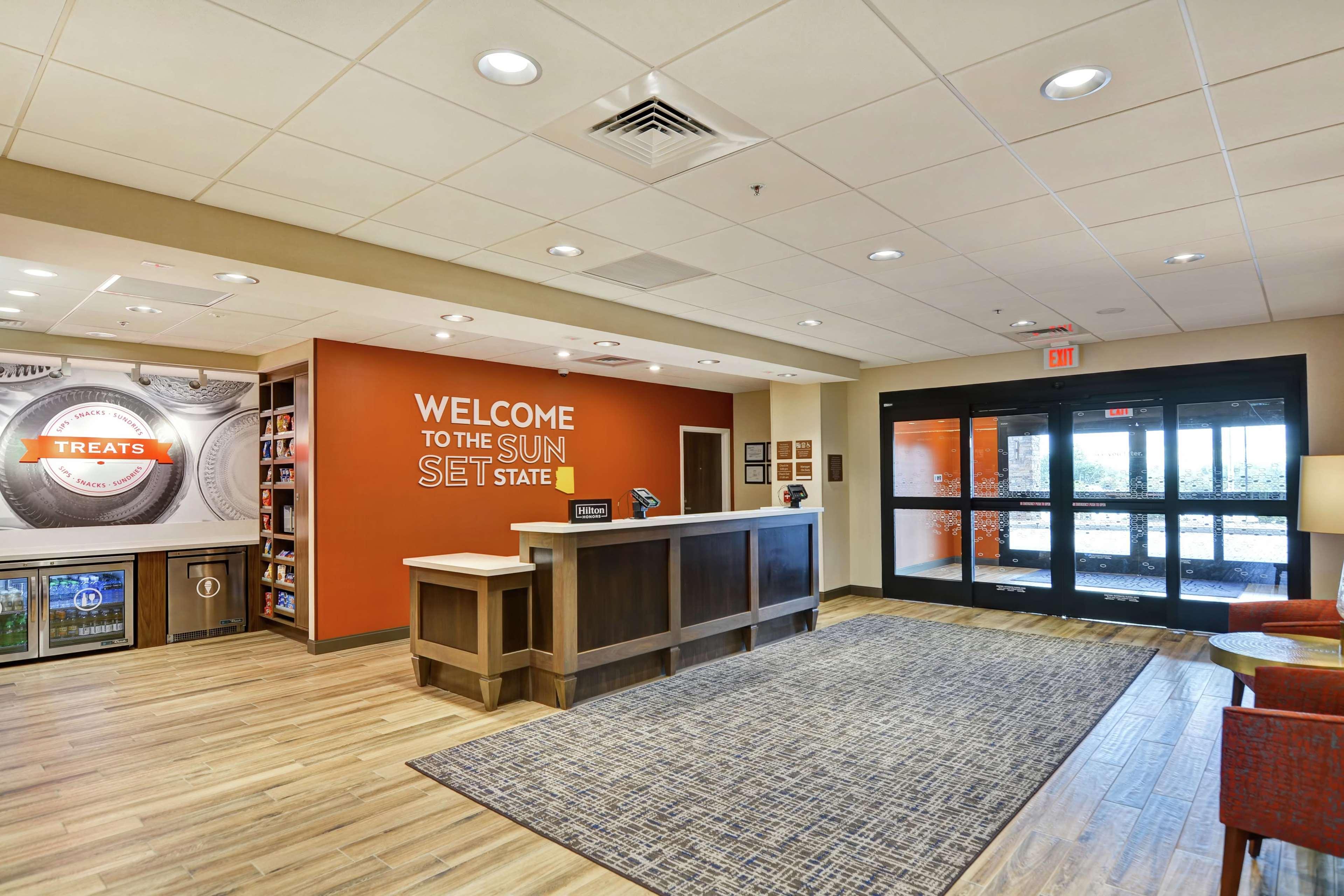 Hampton Inn & Suites Tucson Марана Экстерьер фото