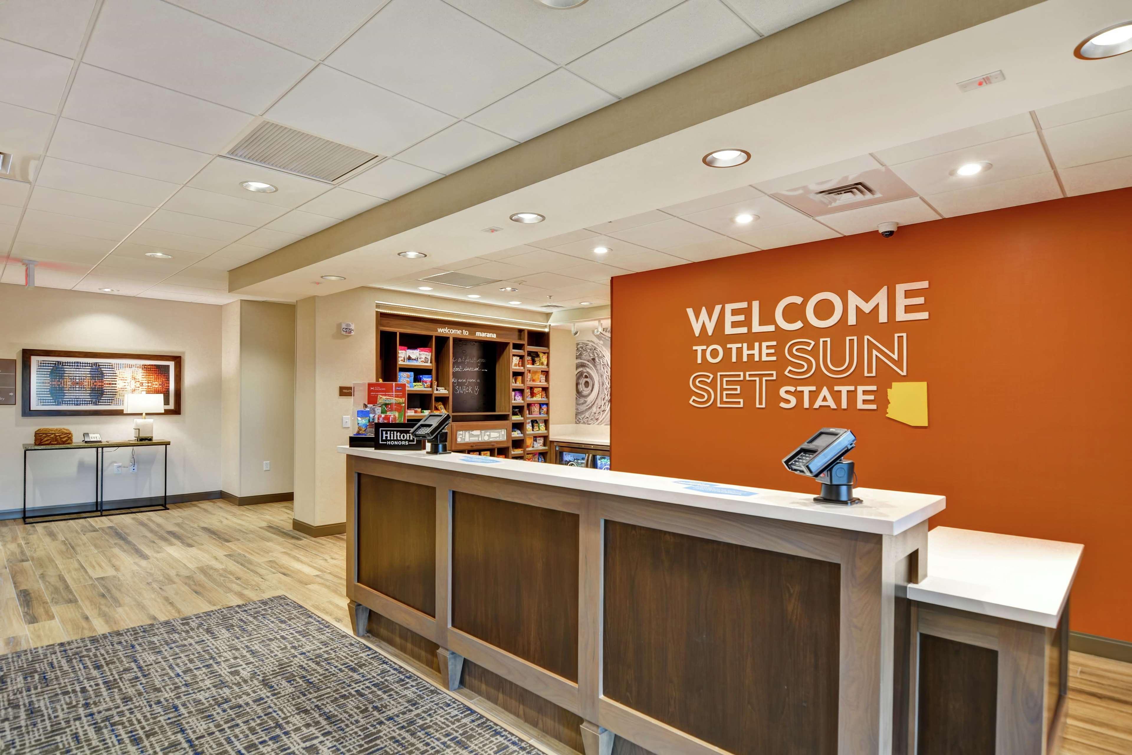 Hampton Inn & Suites Tucson Марана Экстерьер фото